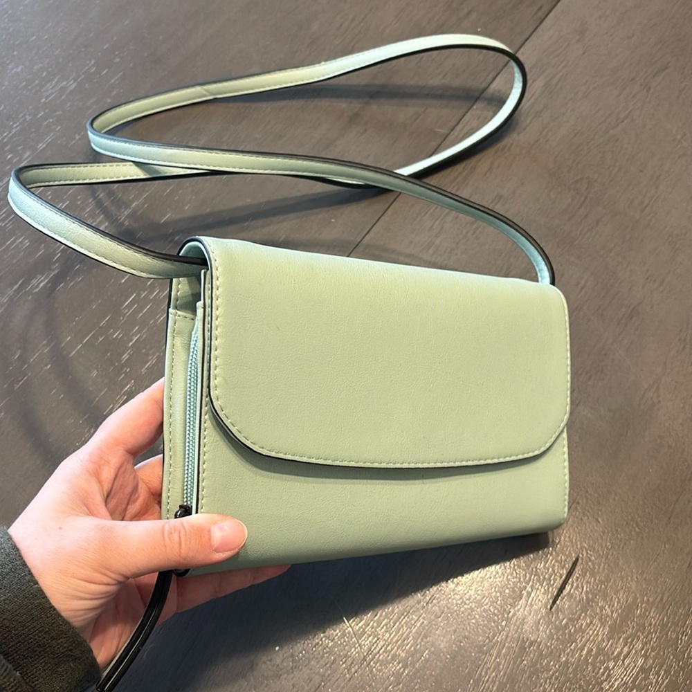 Simply Vera Vera Wang mini crossbody bag
